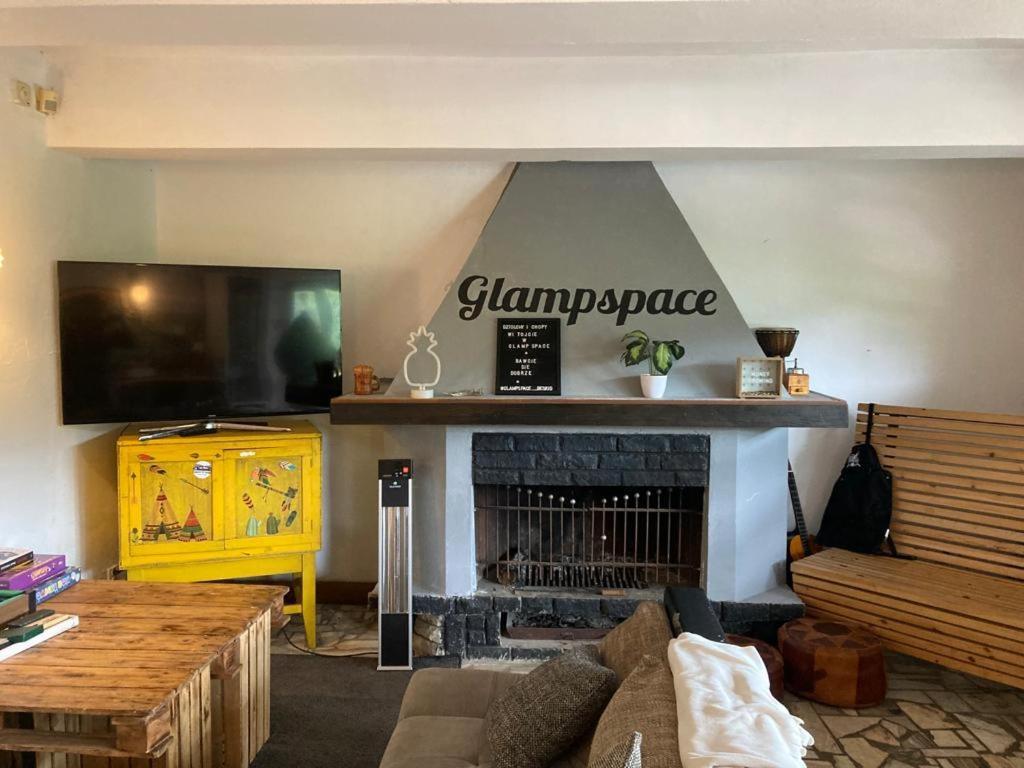 Отель Glampspace - Szlak Beskidzki Мендзыбродзе-Бяльске Экстерьер фото